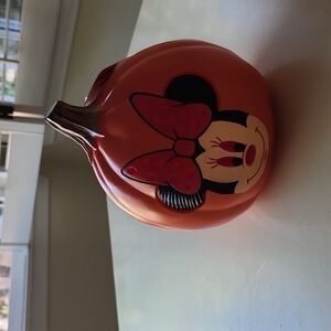 Disney Minnie Mouse Light up Pumpkin new with tags